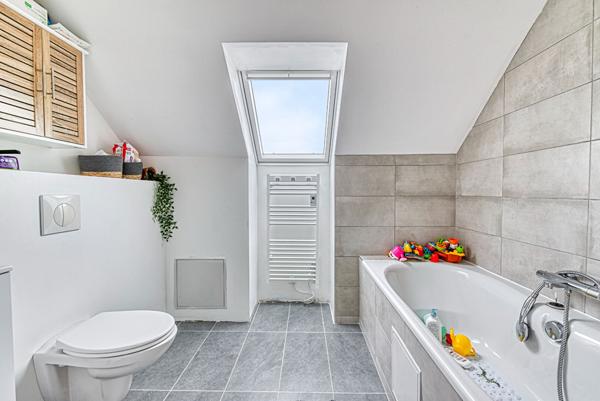 Maison Soulaire Et Bourg 6 pièce(s) 106 m2