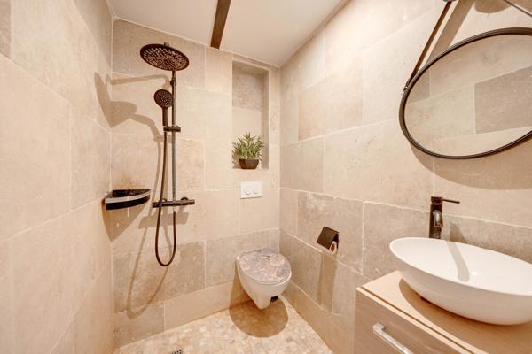 Charmante maison de village à Lauris avec terrasse et T2