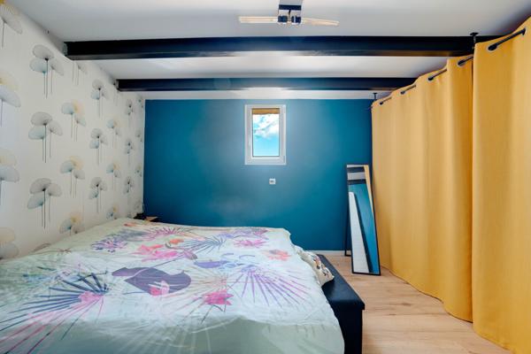 Charmante maison de village à Lauris avec terrasse et T2