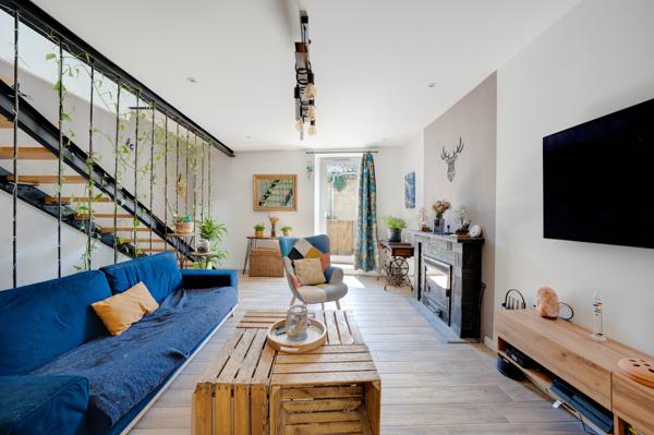 Charmante maison de village à Lauris avec terrasse et T2