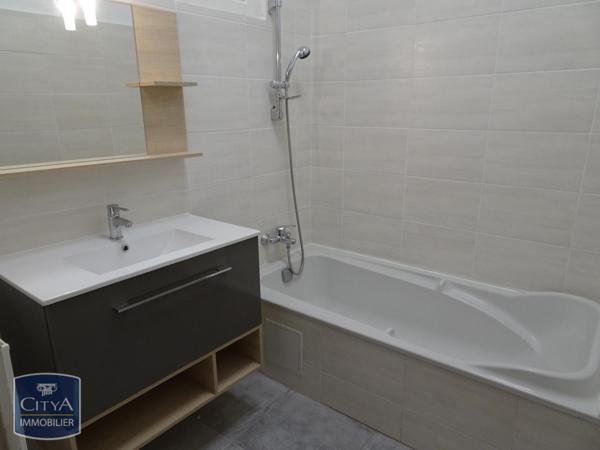 Appartement à louer 3 pièces 79.94m²