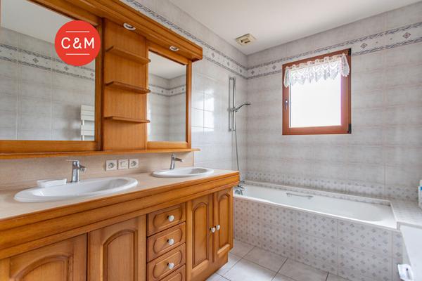 44400 REZE REZE TROCARDIERE - Plain-pied 5 pièces 109 m²