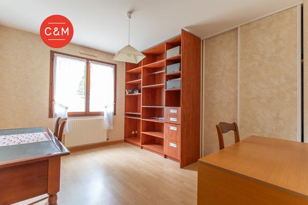 44400 REZE REZE TROCARDIERE - Plain-pied 5 pièces 109 m²