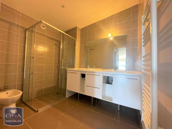 Appartement à louer 4 pièces 84.08m²