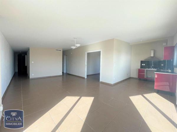 Appartement à louer 4 pièces 84.08m²