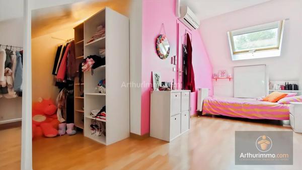 Vente                                                      Maison
                        
                     7 pièces                      120 m2                     à Bondoufle