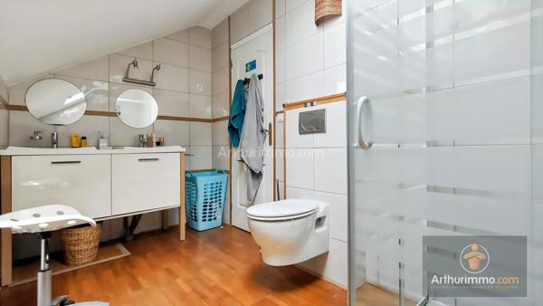 Vente                                                      Maison
                        
                     7 pièces                      120 m2                     à Bondoufle