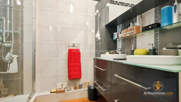 Vente                                                      Maison
                        
                     7 pièces                      120 m2                     à Bondoufle
