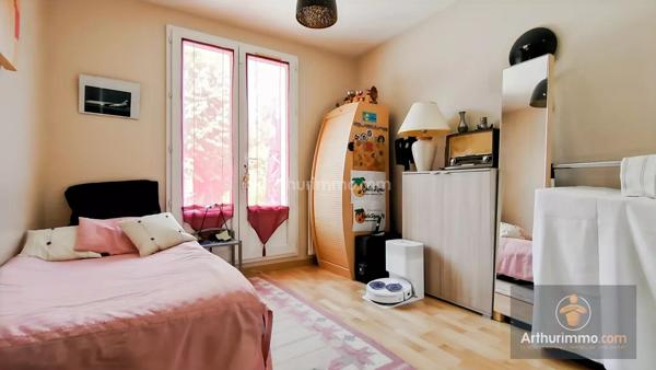 Vente                                                      Maison
                        
                     7 pièces                      120 m2                     à Bondoufle