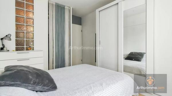 Vente                                                      Maison
                        
                     7 pièces                      120 m2                     à Bondoufle