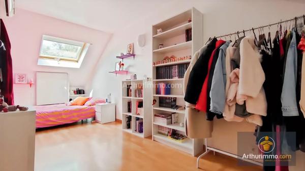 Vente                                                      Maison
                        
                     7 pièces                      120 m2                     à Bondoufle