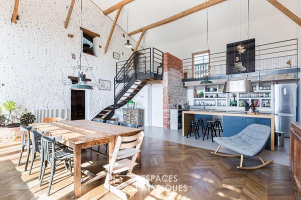 Maison de caractère avec verrière cathédrale et piscine à Grenade