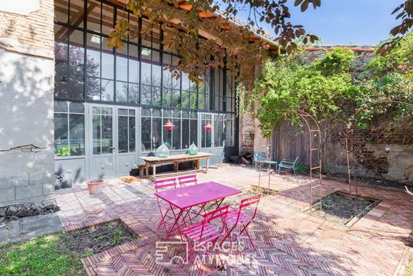 Maison de caractère avec verrière cathédrale et piscine à Grenade