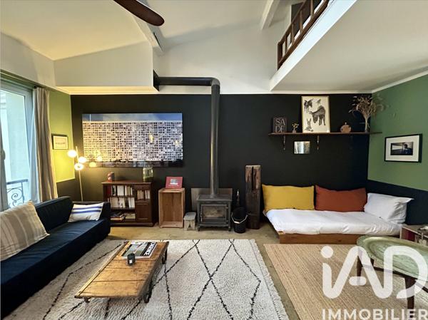 Location appartement 1 pièce 49 m² Paris 11