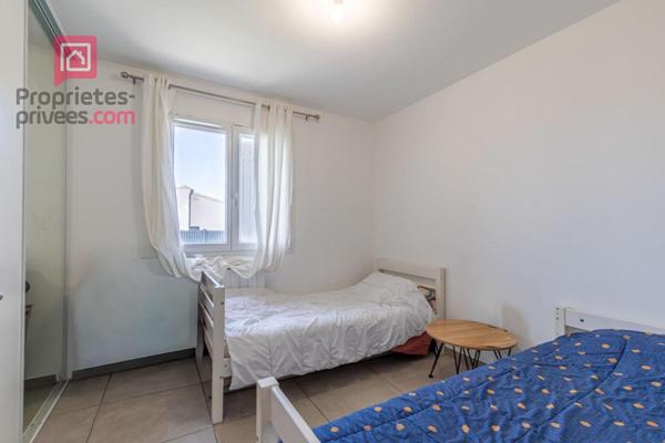 Maison de plain pieds de 103 m2 construite en  2022 à Carpentras. Terrain 302 m2