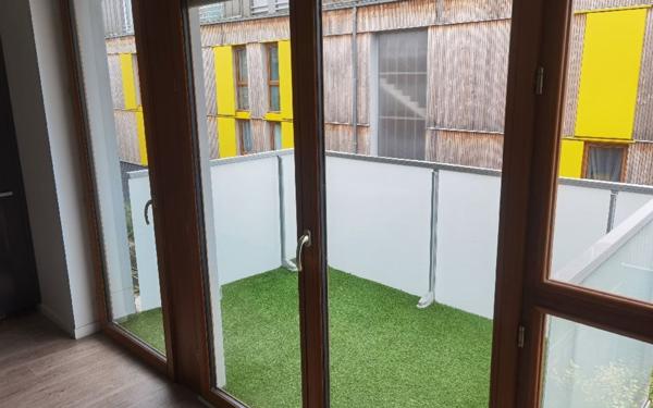 Appartement à louer    2 pièces • 65 m2 Champs-sur-Marne