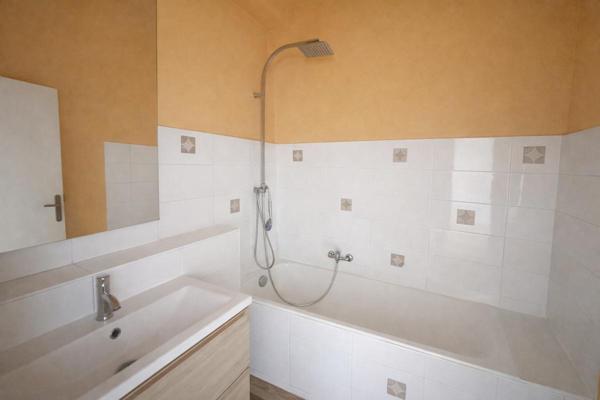 Appartement 3 pièces avec balcon filant