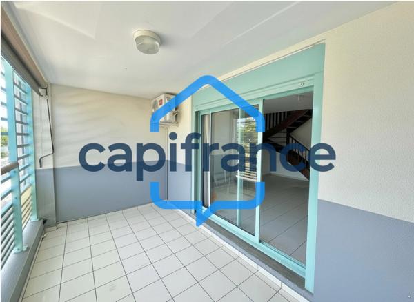 À LOUER - Local professionnel à louer – 68,80 m² + varangue – Saint-Leu (97436)