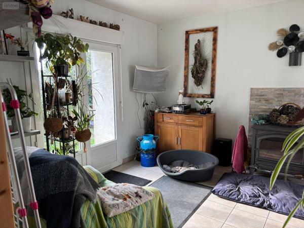 Maison rurale à vendre à Langolen dans le Finistère (29510), ref : MAIS/1043   
Bourg