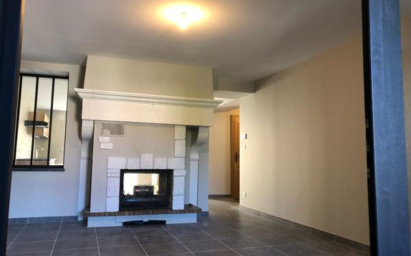 Maison à louer    4 pièces •  Sartes