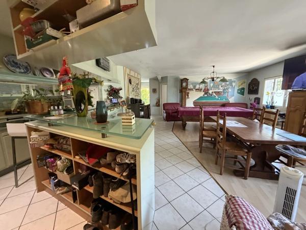 Vente                                                      Immeuble
                        
                                                            à Beauvais