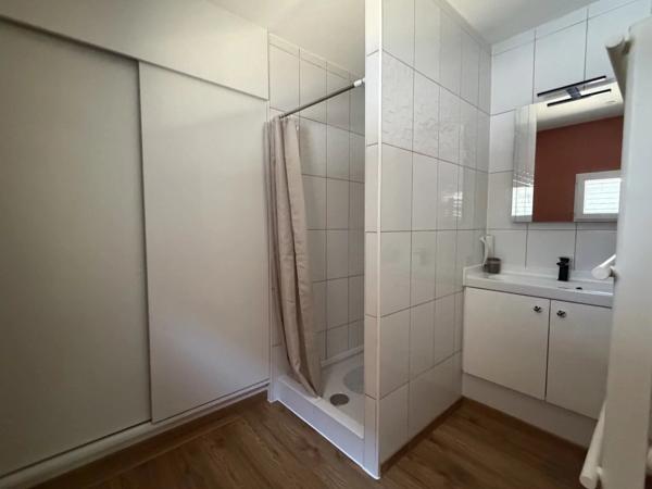 Vente                                                      Immeuble
                        
                                                            à Beauvais