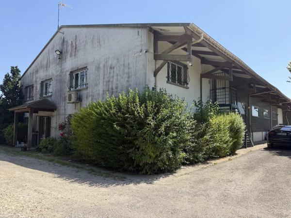 Vente                                                      Immeuble
                        
                                                            à Beauvais