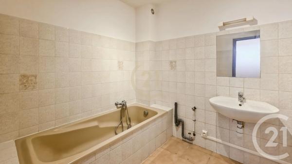 Appartement T2 à vendre  3 pièces - 73,21 m 2   BASTIA  - 202