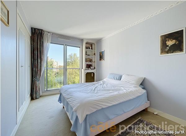 Vente
                Appartement110,55 m² - 5 Pièces -
                    SAINT MAUR DES FOSSES (94100)