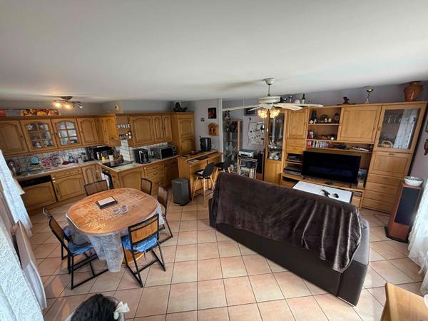 Appartement 4 pièces ? 3 chambres ? 78 m² ? Jardin privatif 110 m² ? Cave, parking et garage