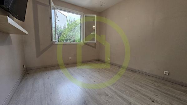 Maison et dépendances à LE CRES (34920)