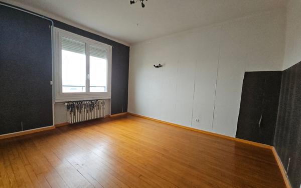 Appartement à vendre    3 pièces • 114,70 m2 Saint-Étienne