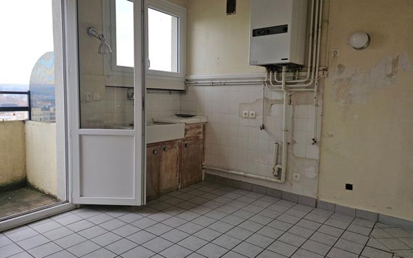 Appartement à vendre    3 pièces • 114,70 m2 Saint-Étienne