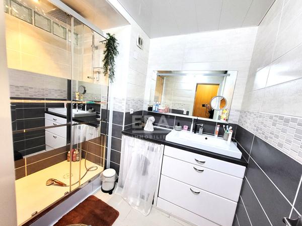 Appartement  T4 avec terrasse de 12m²
