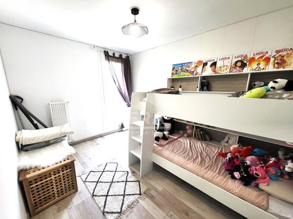 Appartement  T4 avec terrasse de 12m²