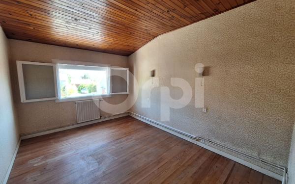 Maison à vendre    5 pièces •  Médis