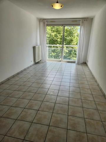 Appartement à louer au Monastère (12000)
