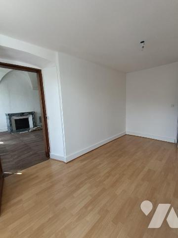 Vente Immeuble avec grand jardin+ maison attenante, composés de 7 logements