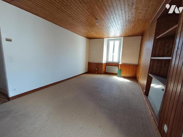 Vente Immeuble avec grand jardin+ maison attenante, composés de 7 logements