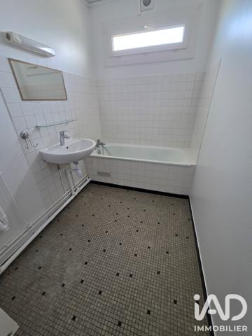 Immeuble à vendre 256 m² Dormans