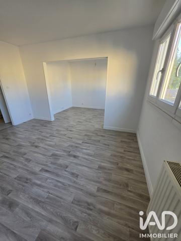 Immeuble à vendre 256 m² Dormans