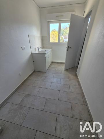 Immeuble à vendre 256 m² Dormans