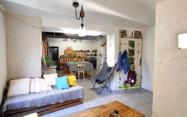 Maison à vendre    4 pièces •  Uzès