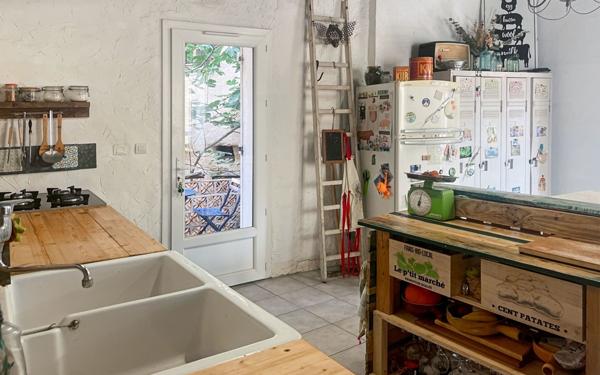 Maison à vendre    4 pièces •  Uzès