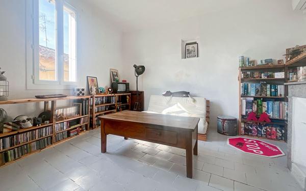 Maison à vendre    4 pièces •  Uzès