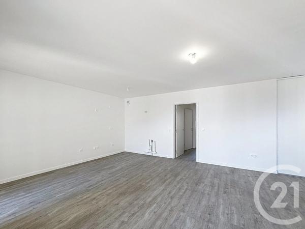 Appartement F3 à vendre  3 pièces - 67,60 m 2   ORLY  - 94