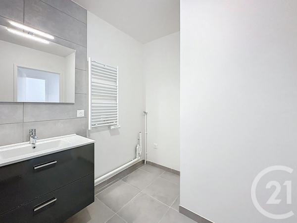 Appartement F3 à vendre  3 pièces - 67,60 m 2   ORLY  - 94