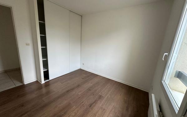 Appartement à louer    3 pièces • 60 m2 Tonnay-Charente