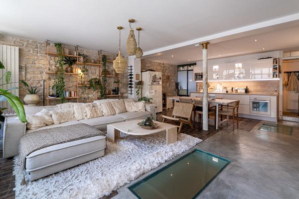 PARIS 18ÈME - DAMREMONT / LOFT EN DUPLEX / BAIL CIVIL LOCATION MEUBLE . Loyer 3 450 €/mois charges comprises **  - Référence  6748-NG