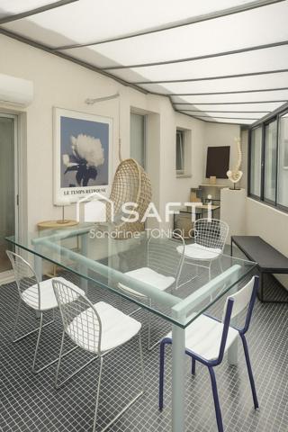 Villa moderniste avec piscine